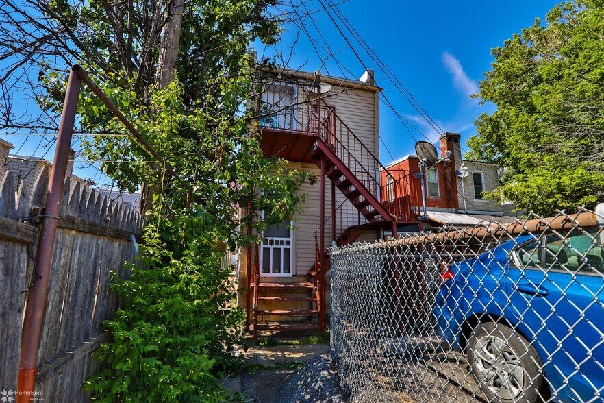 More Photos Of 1550 Warren St, Allentown Apartments For Sale