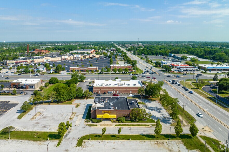 Primary Photo Of 300 Town Center Rd, Matteson Restaurant For Sale