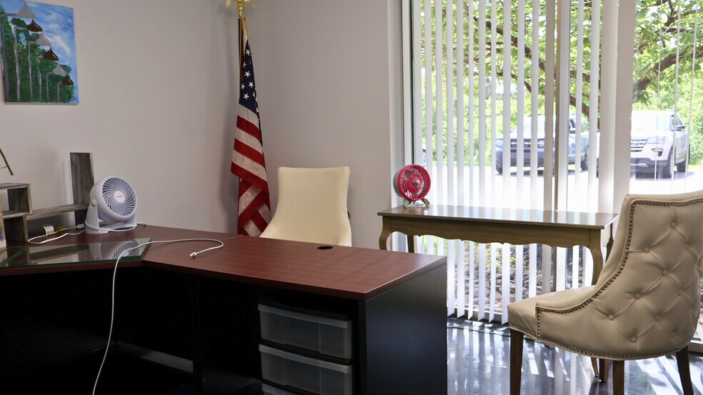 More Photos Of 6405 Flank Dr, Harrisburg Office For Sale