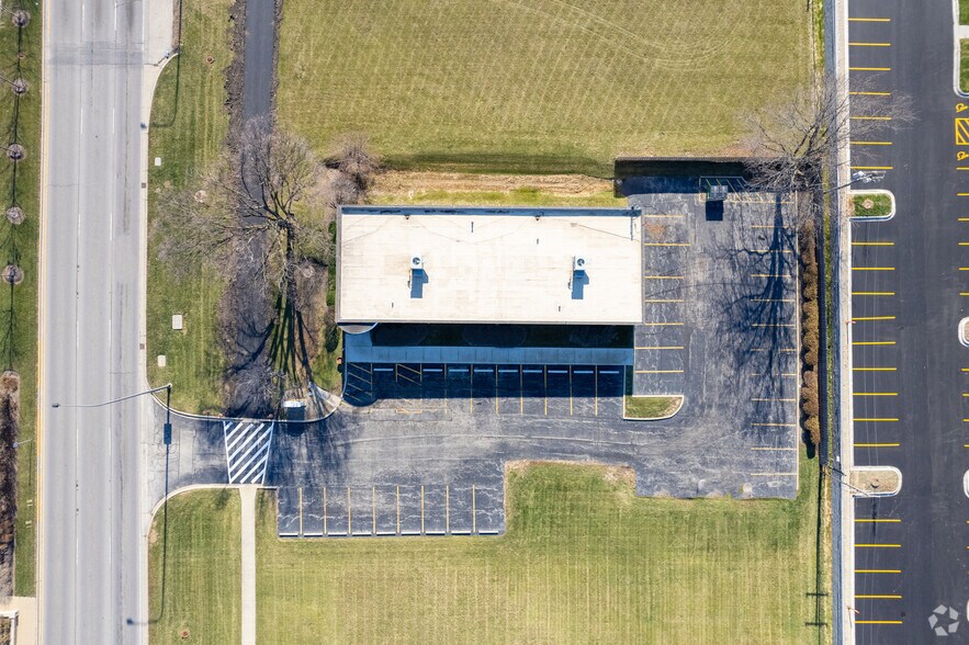 More Photos Of 1240 Il Route 83, Bensenville Medical For Lease