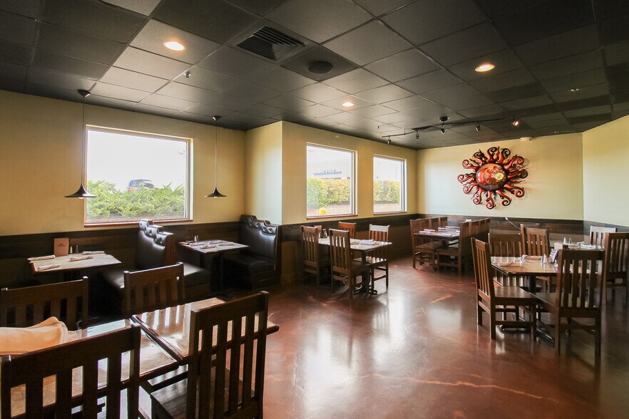 More Photos Of 2423 N Kossow Rd, Waukesha Restaurant For Sale