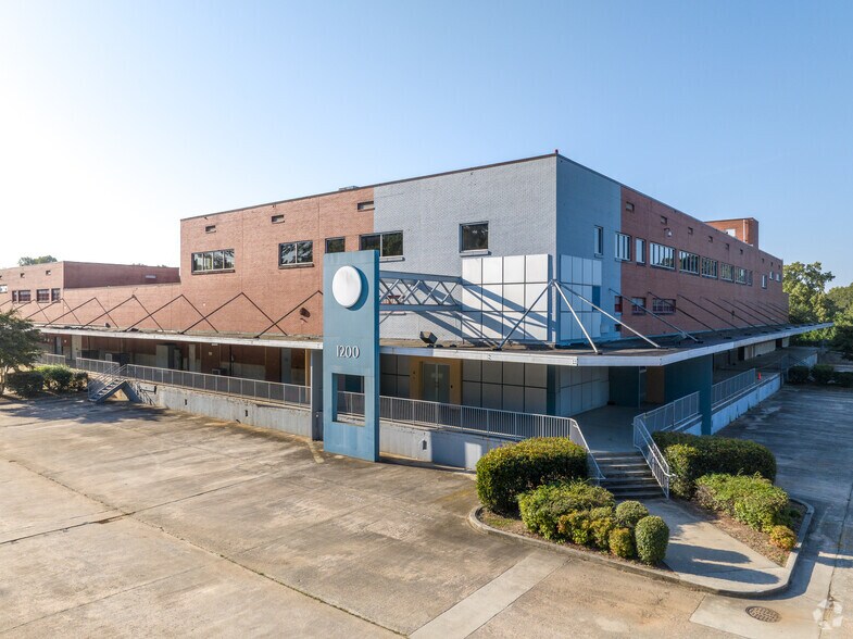 More Photos Of 1200 White St SW, Atlanta General Retail For Lease