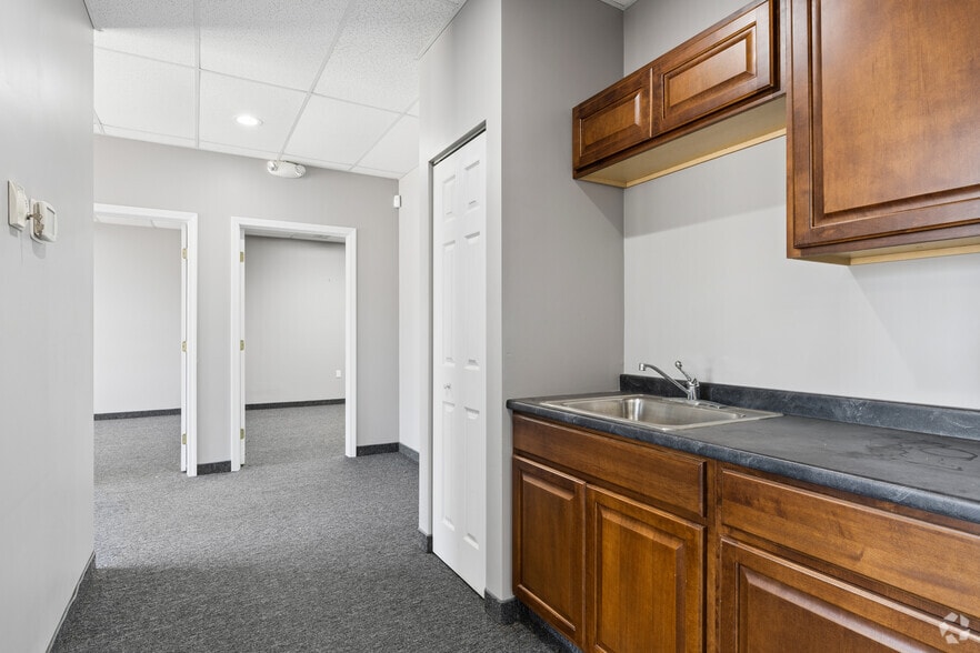 More Photos Of 38116-38160 S Gratiot Ave, Clinton Township Freestanding For Sale