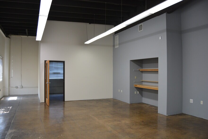 More Photos Of 9469 Jefferson Blvd, Culver City Loft Creative Space For Lease