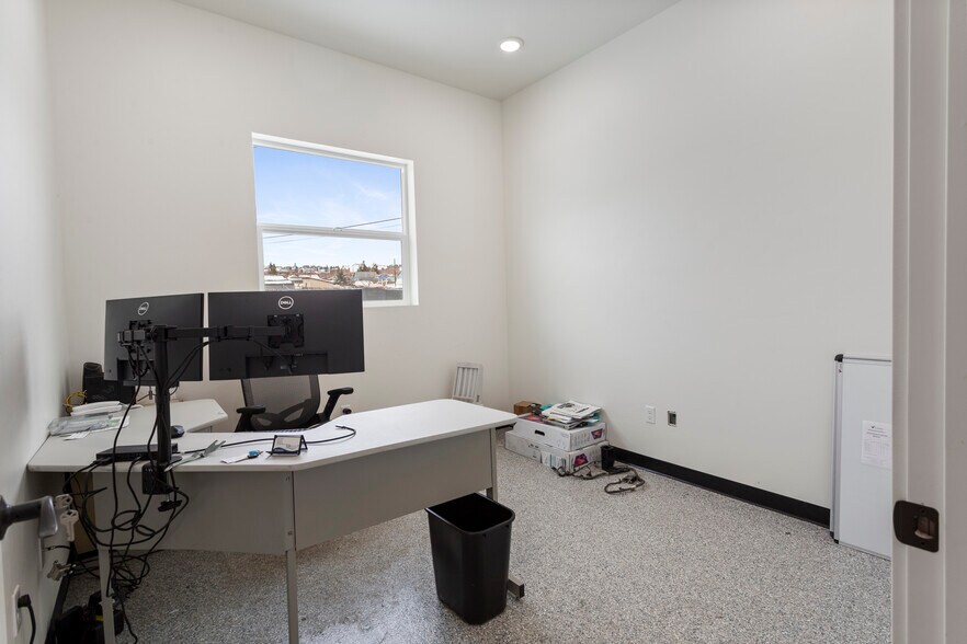 More Photos Of 900 S Washington St, Butte Industrial For Sale