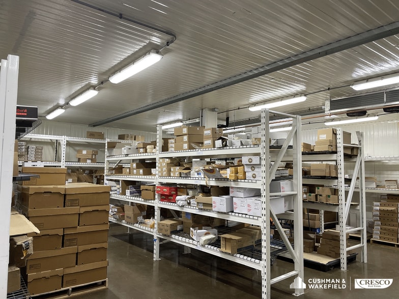 More Photos Of 1893 E 55th St, Cleveland Manufacturing For Sale