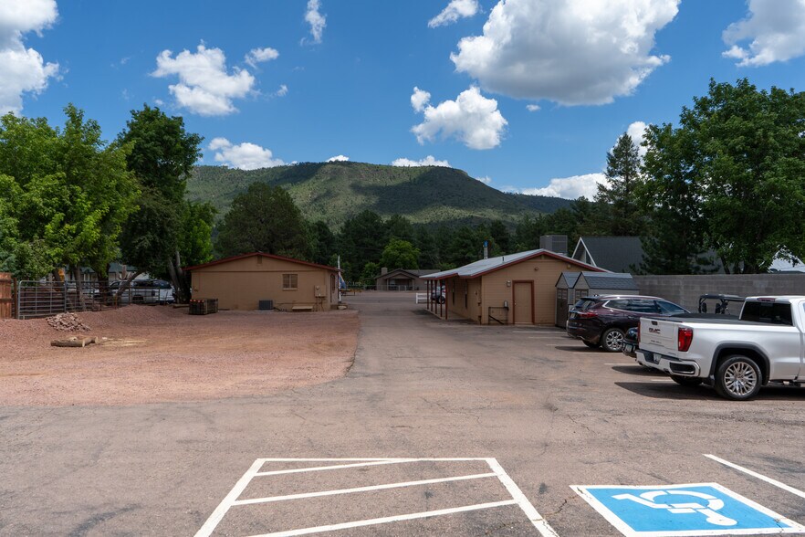 More Photos Of 4004 N AZ Highway 87, Pine Light Distribution For Sale