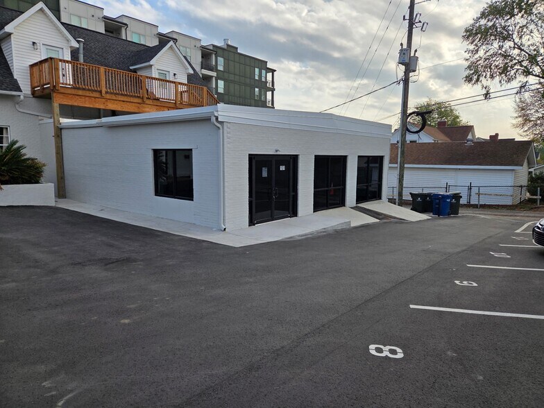 More Photos Of 131-133 State St, West Columbia Office For Lease