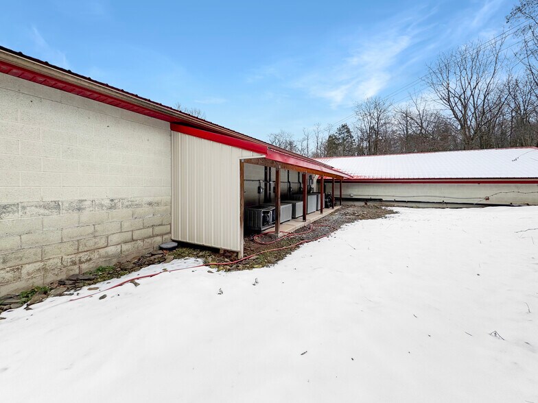 More Photos Of 151 Slaughter House Rd, Claysburg Warehouse For Sale