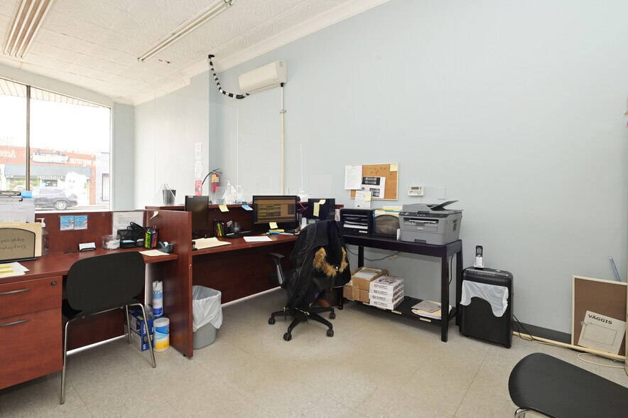 More Photos Of 24-26 W Merrick Rd, Freeport Storefront For Sale