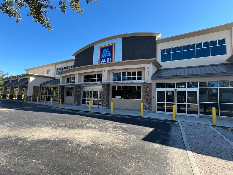 More Photos Of 17621-17649 Gunn Hwy, Odessa General Retail For Lease