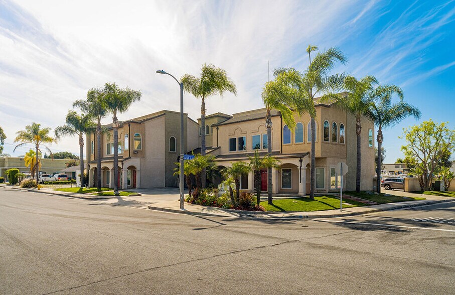 More Photos Of 8891 Watson St, Cypress Office For Sale