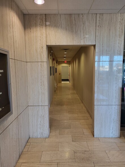 More Photos Of 2900 O St, Lincoln Office For Lease