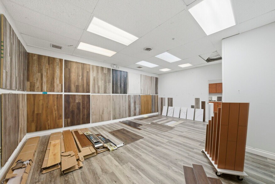 More Photos Of 1245 US 1, Edison Medical For Lease