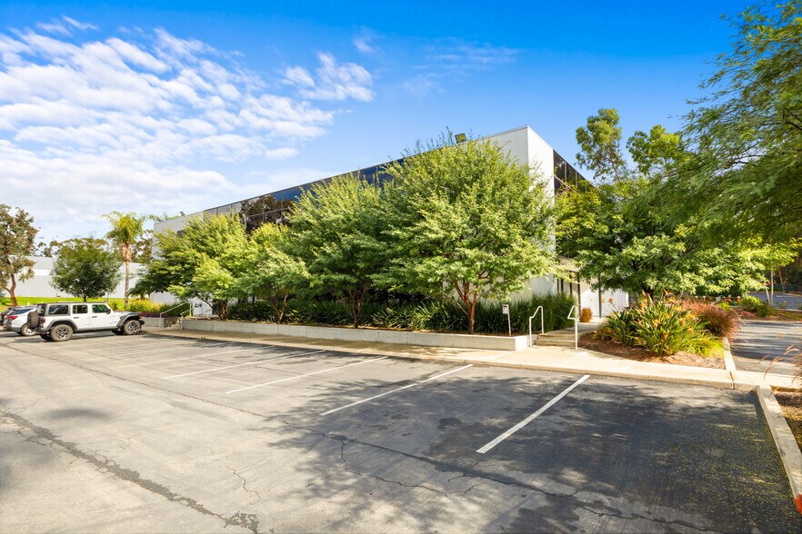 More Photos Of 10065 Old Grove Rd, San Diego Office For Lease