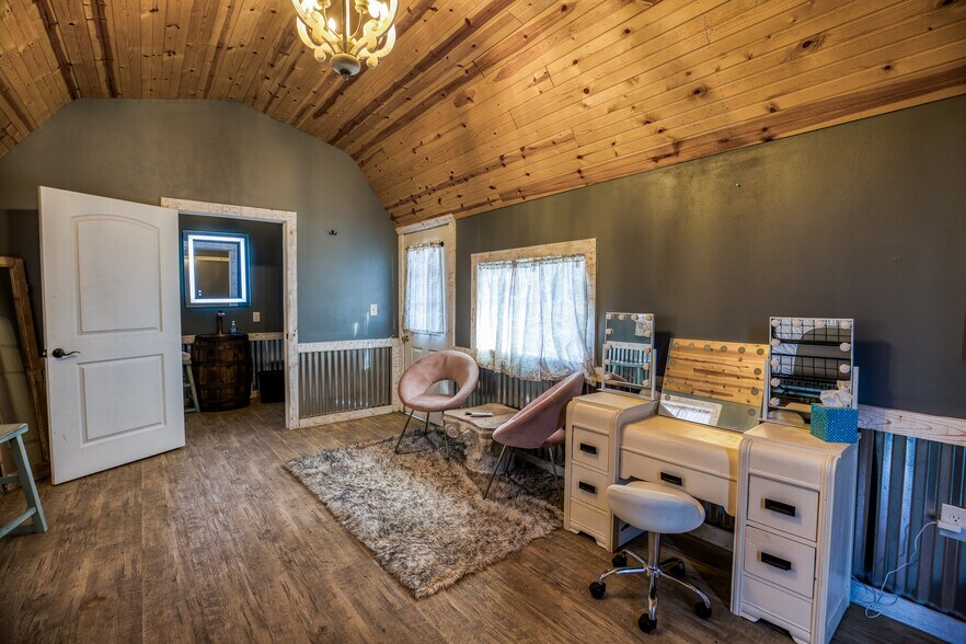 More Photos Of 23192 Murrell Rd, Hockley Lodge Meeting Hall For Sale