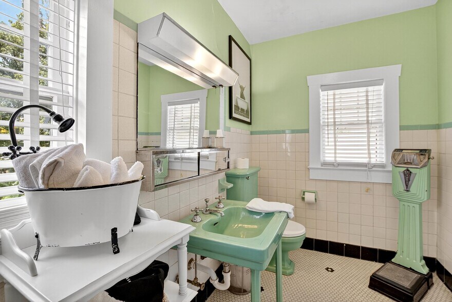 More Photos Of 805 N Wheeler St, Plant City Hospitality For Sale