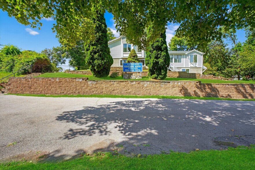 More Photos Of 2 Renee Gate St, Cortlandt Manor Office For Sale