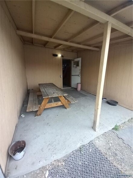 More Photos Of 114 Main St, Roundup Casino For Sale