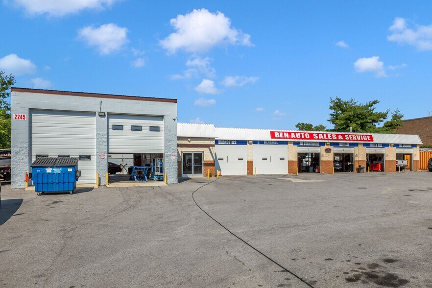 Primary Photo Of 2245 Murfreesboro Rd, Nashville Carwash For Sale