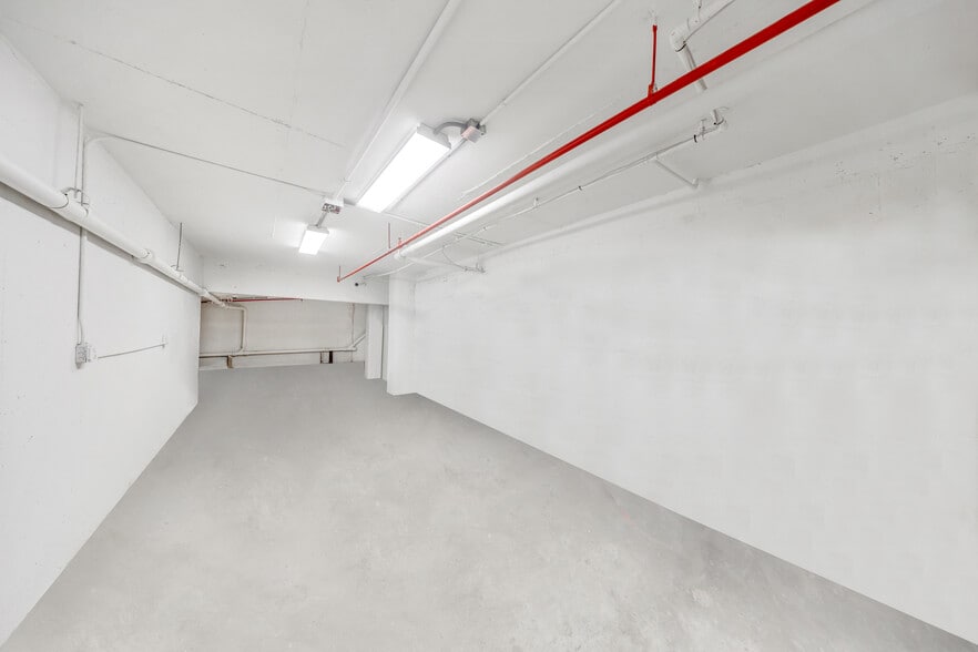 More Photos Of 5445 Collins Ave, Miami Beach Apartments For Sale