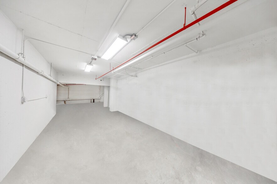 More Photos Of 5445 Collins Ave, Miami Beach Apartments For Sale