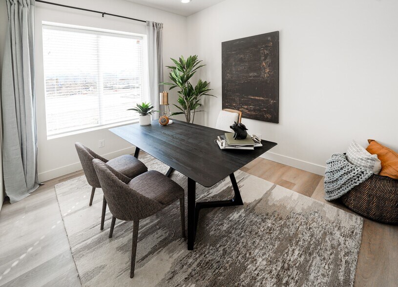 More Photos Of 655 S 1200 W, Springville Apartments For Lease