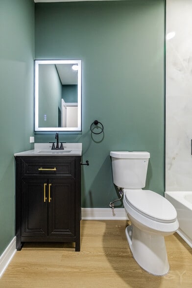 More Photos Of 3018 Polk st, Chicago Apartments For Sale
