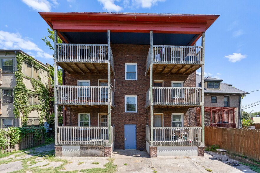 More Photos Of 3820 Walnut St, Kansas City Apartments For Sale