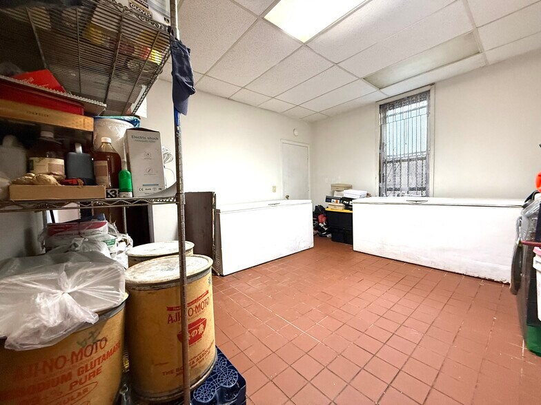 More Photos Of 1468 Haddon Ave, Camden Restaurant For Sale