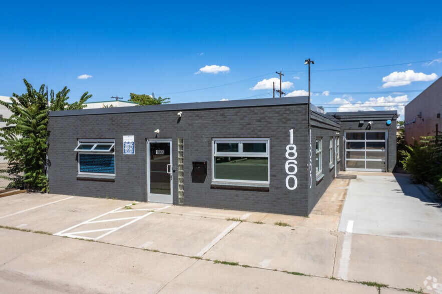 More Photos Of 1860 S Acoma St, Denver Flex For Sale