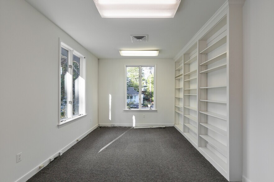 More Photos Of 8417 Patterson Ave, Richmond Office For Lease