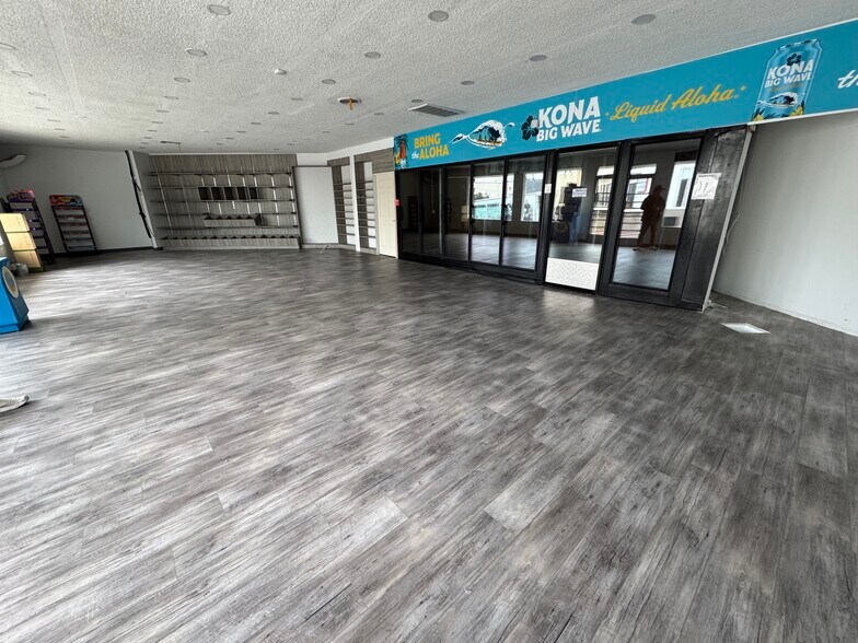 More Photos Of 2641 Manhattan Ave, Hermosa Beach General Retail For Sale