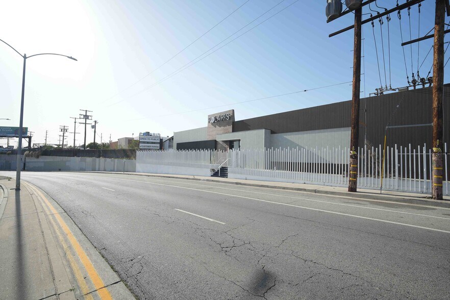 More Photos Of 11921 Sherman Way, North Hollywood Warehouse For Sale