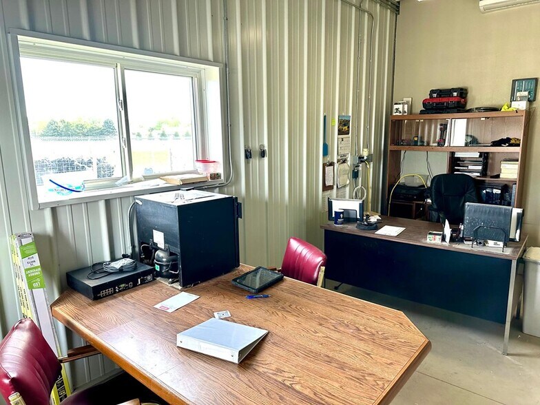 More Photos Of 535 W Main St, Le Roy Industrial For Sale