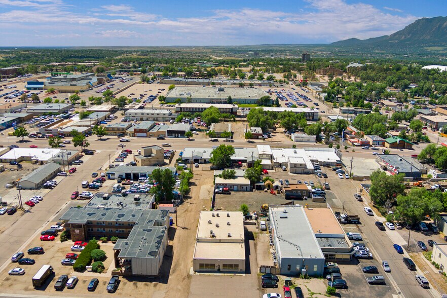 More Photos Of 2217 E Boulder St, Colorado Springs Light Distribution For Sale