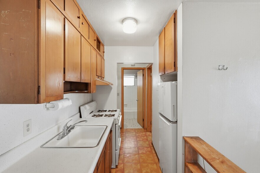 More Photos Of 826 5th St E, Saint Paul Apartments For Sale