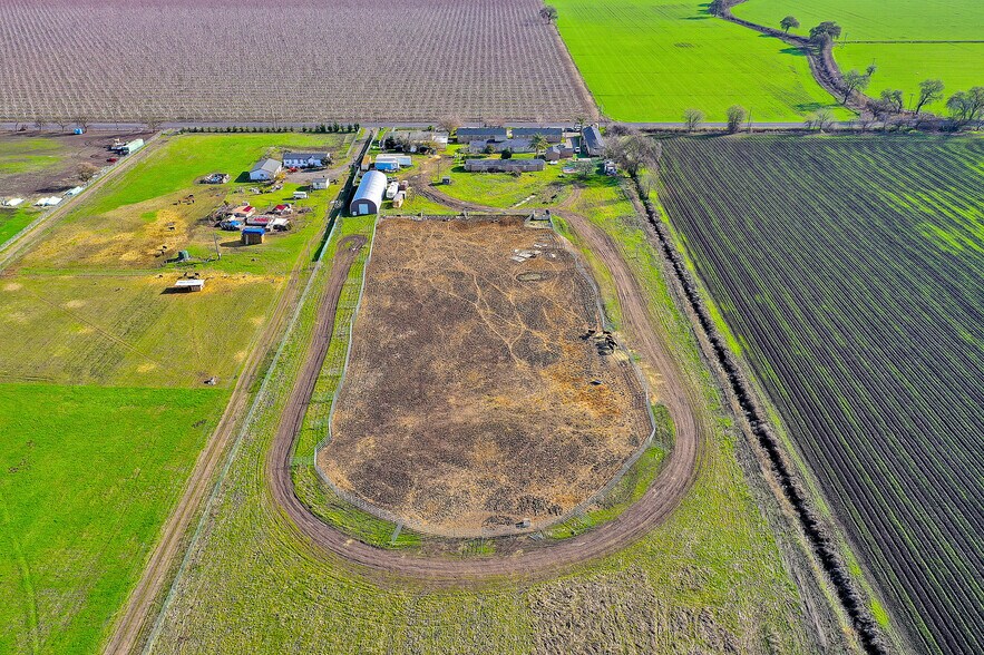 More Photos Of 5125 Kaiser Rd, Stockton Apartments For Sale