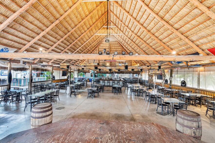 More Photos Of 27340 Overseas Hwy, Ramrod Key Hotel For Sale