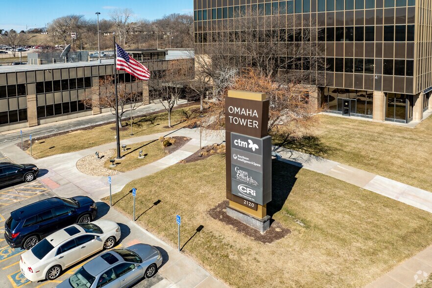 More Photos Of 2120 S 72nd St, Omaha Office For Sale