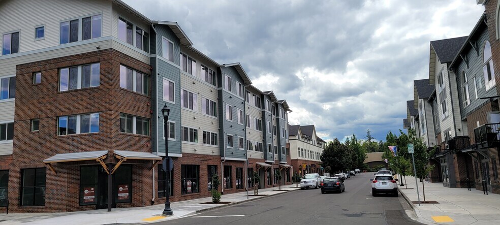More Photos Of 1625 NE Market Dr, Fairview Apartments For Lease