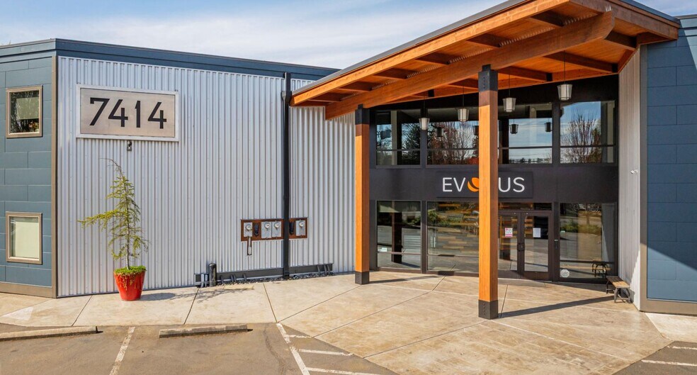 Primary Photo Of 7414 NE Hazel Dell Ave, Vancouver Office For Sale