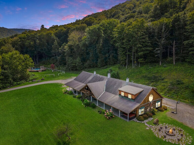 More Photos Of 1650 Bodoit Rd, Fishs Eddy Hotel For Sale