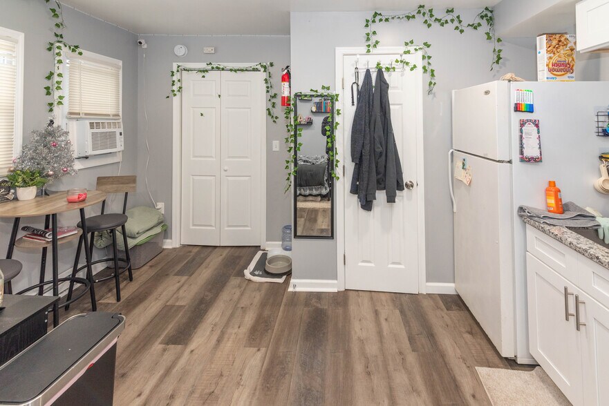 More Photos Of 4008 Primrose Ave, Baltimore Apartments For Sale