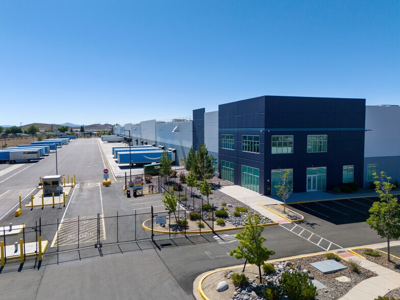 More Photos Of 8000 N Virginia St, Reno Warehouse For Lease
