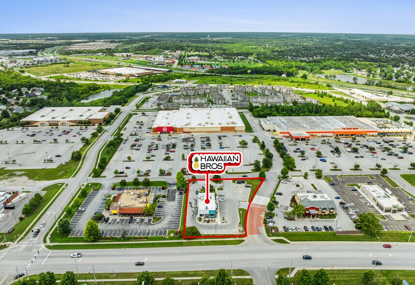 More Photos Of 1112 E North Ave, Belton General Retail For Sale
