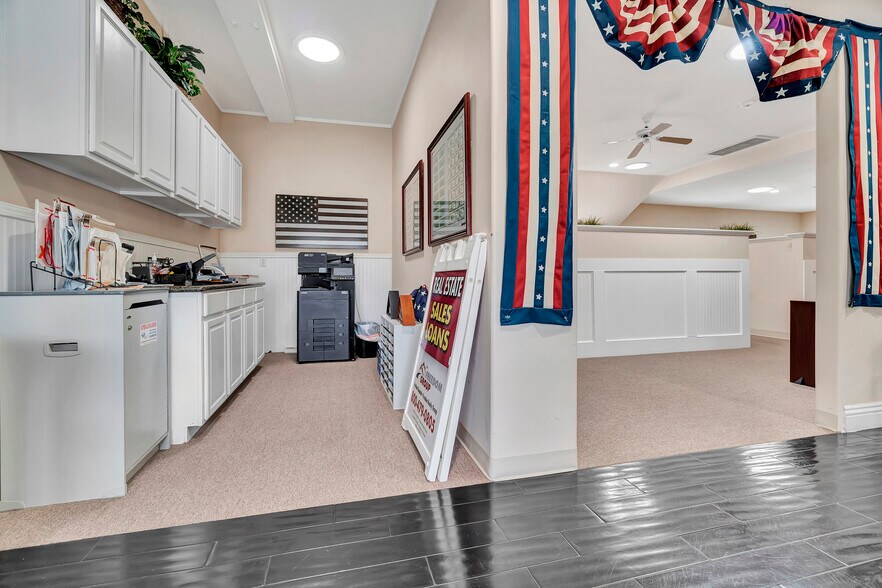 More Photos Of 209 E I St, Ontario Office Residential For Sale