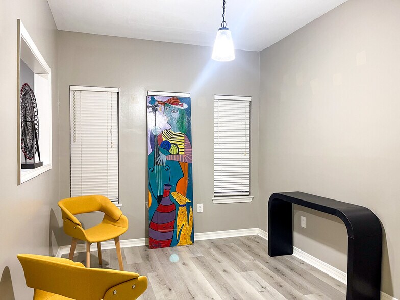 More Photos Of 11919 Sunray Ave, Baton Rouge Office For Lease