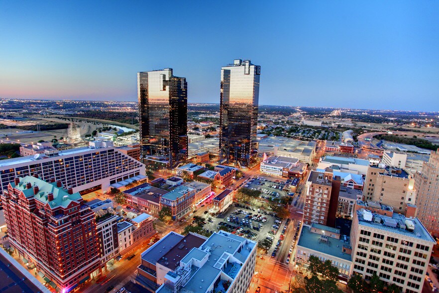 420 Throckmorton St, Fort Worth, TX 76102 Coworking Space