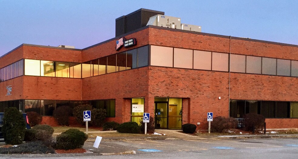 More Photos Of 100 Erdman Way, Leominster Medical For Lease